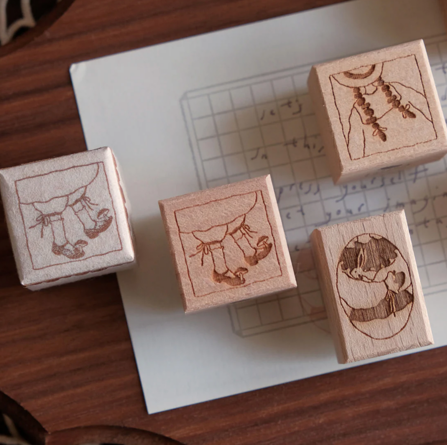 Bighands Rubber Stamp - Wanderlust in Dressing