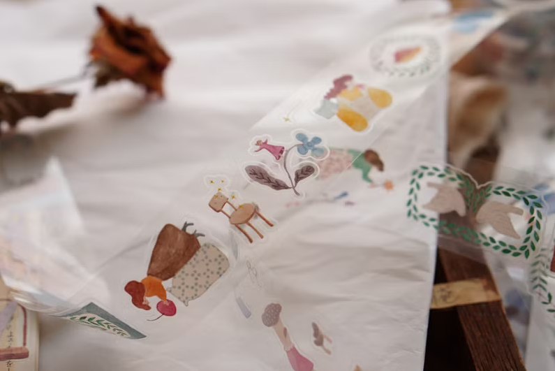 Ivy Snow Kiss Cut PET Tape - A Lovely Day