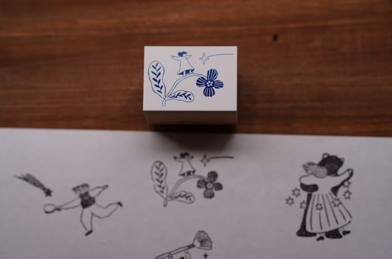 Ivy Snow Rubber Stamp - Flower Walk