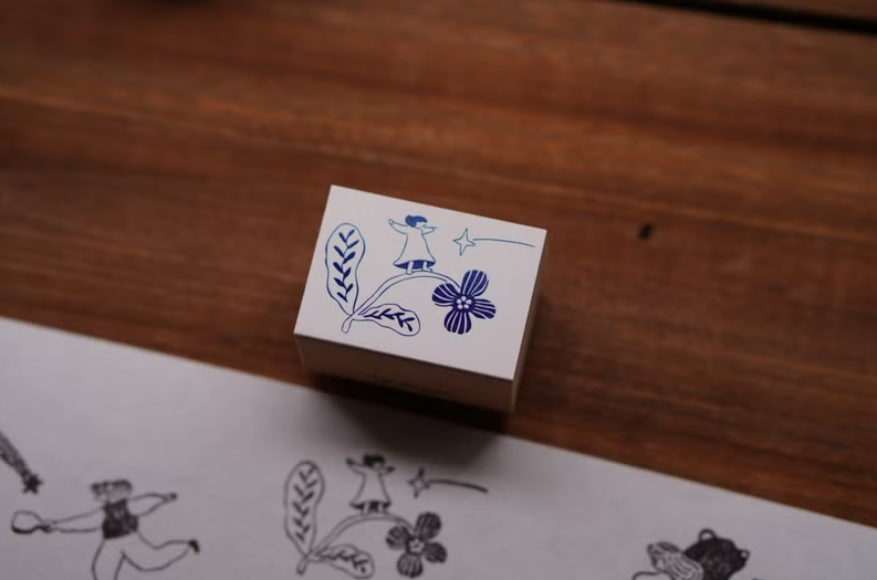 Ivy Snow Rubber Stamp - Flower Walk
