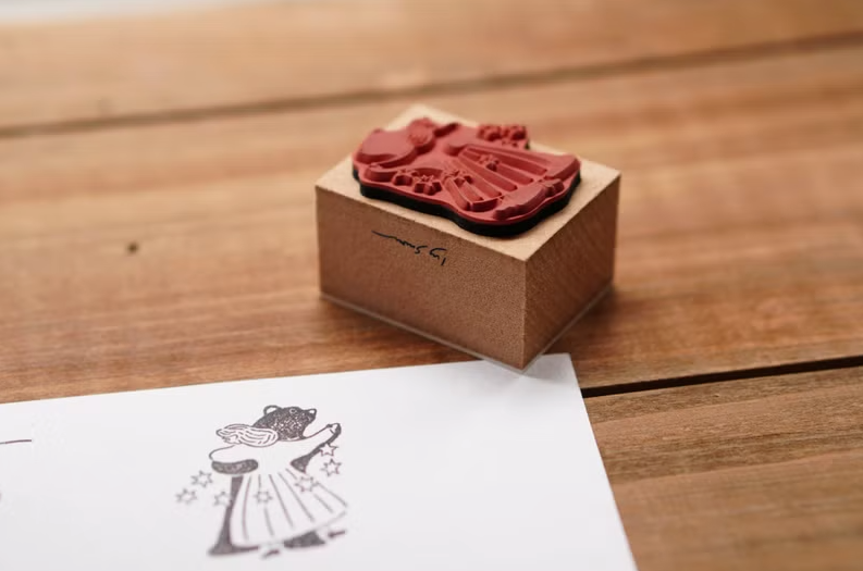 Ivy Snow Rubber Stamp - Dancing with a Bear
