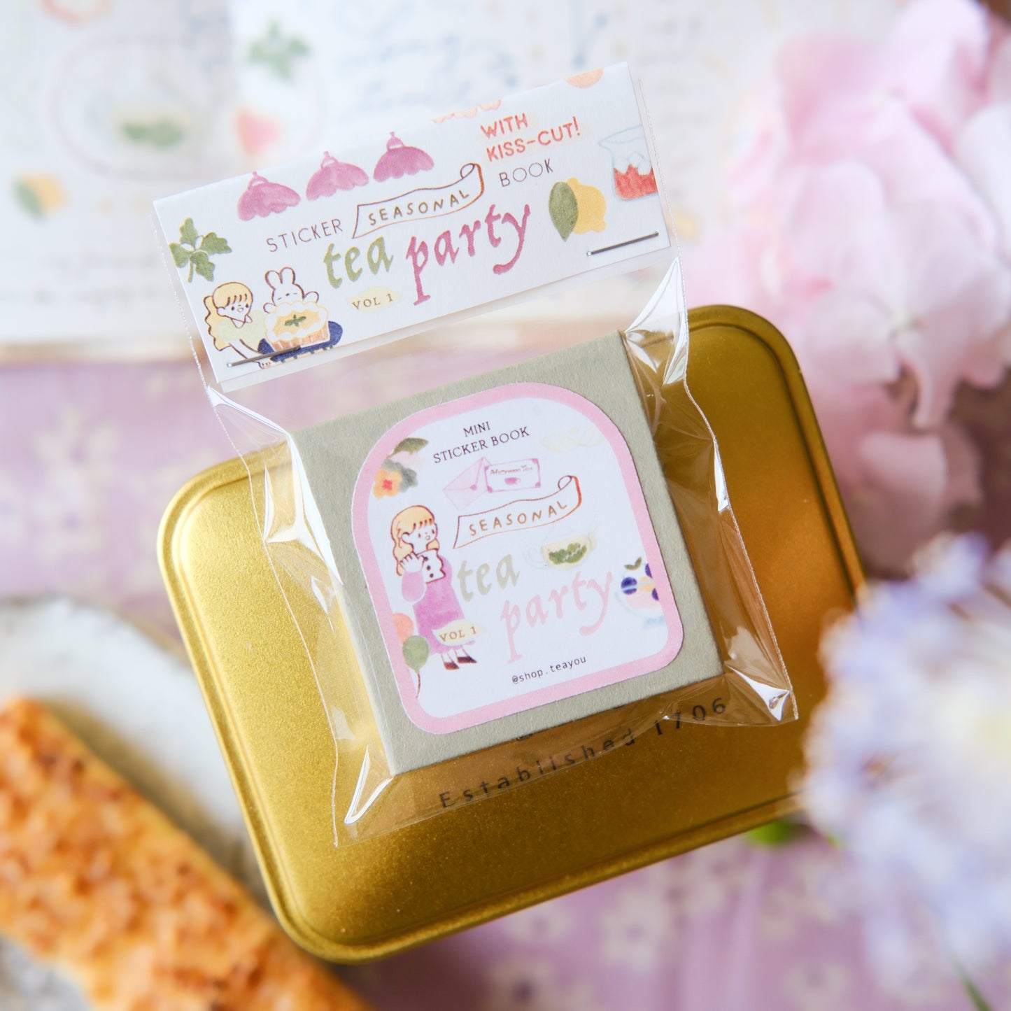 Teayou Kiss Cut Sticker Book -Seasonal Tea Party Vol. 1